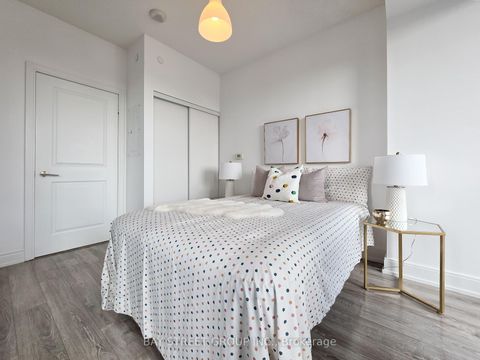 Photo 17 at 705B - 9608 Yonge Street, North Richvale, Richmond Hill