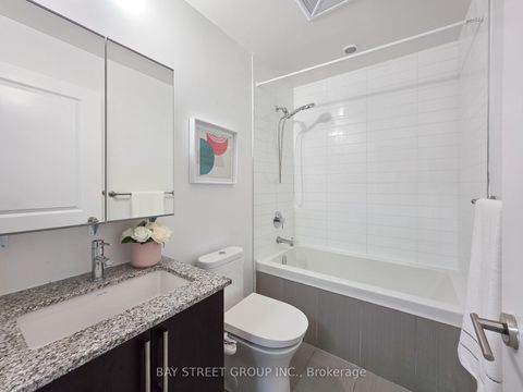 Photo 19 at 705B - 9608 Yonge Street, North Richvale, Richmond Hill