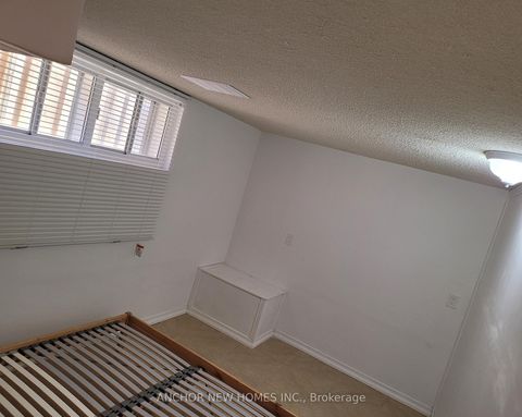 Photo 15 at 28 Eringate Drive, West Deane, Toronto