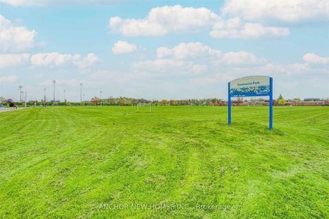 Photo 16 at 28 Eringate Drive, West Deane, Toronto