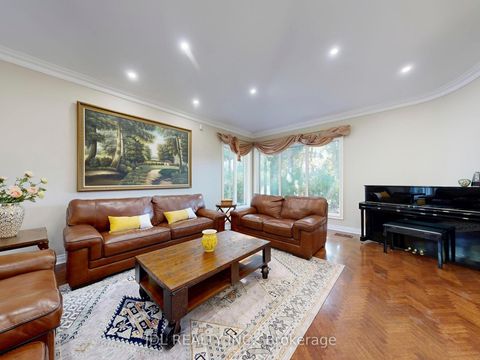 Photo 8 at 11 Moodie Drive, South Richvale, Richmond Hill