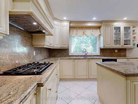 Photo 13 at 11 Moodie Drive, South Richvale, Richmond Hill