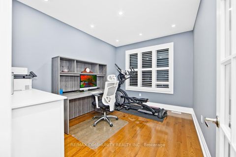 Photo 11 at 7 Seager Street, Rural Richmond Hill, Richmond Hill