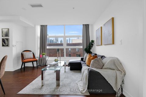 Photo 4 at 701 - 10 Willison Square, Chinatown, Toronto