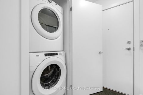 Photo 9 at 701 - 10 Willison Square, Chinatown, Toronto