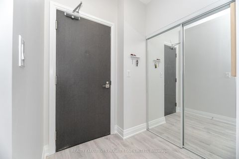 Photo 6 at 3109 - 3600 Highway 7, Vaughan Corporate Centre, Vaughan