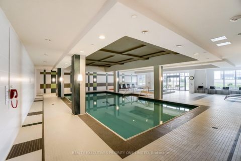 Photo 43 at 3109 - 3600 Highway 7, Vaughan Corporate Centre, Vaughan