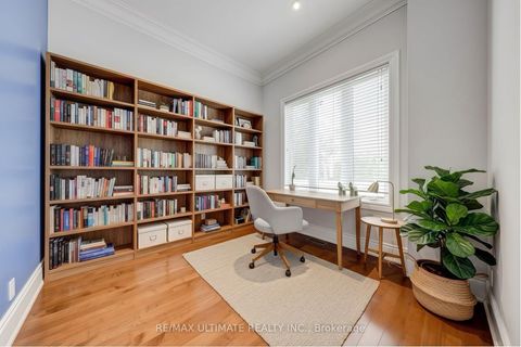 Photo 5 at 19 Bonnington Place, Willowdale East, Toronto