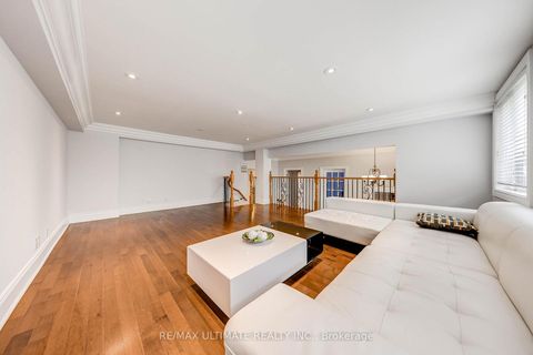 Photo 12 at 19 Bonnington Place, Willowdale East, Toronto