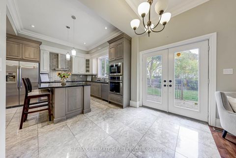 Photo 21 at 19 Bonnington Place, Willowdale East, Toronto