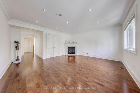 Photo 34 at 19 Bonnington Place, Willowdale East, Toronto