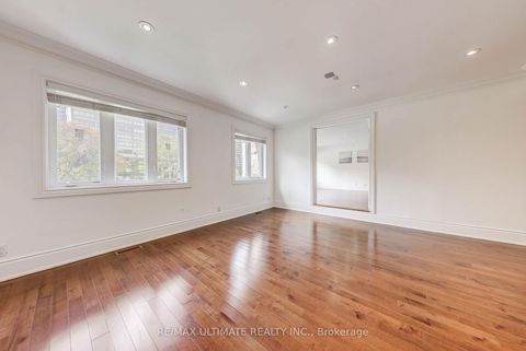 Photo 36 at 19 Bonnington Place, Willowdale East, Toronto