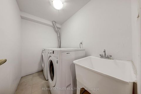 Photo 40 at 19 Bonnington Place, Willowdale East, Toronto