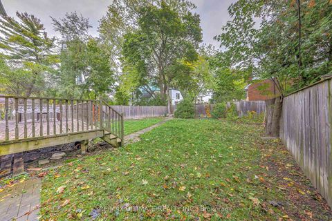 Photo 43 at 19 Bonnington Place, Willowdale East, Toronto