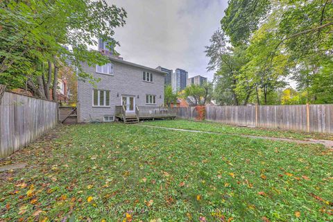 Photo 44 at 19 Bonnington Place, Willowdale East, Toronto