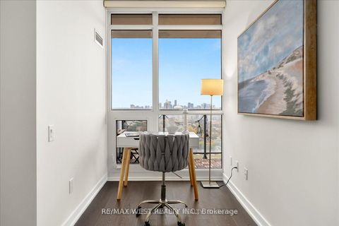 Photo 8 at 3517 - 121 McMahon Drive, Bayview Village, Toronto