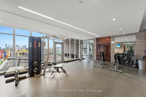 Photo 18 at 3517 - 121 McMahon Drive, Bayview Village, Toronto