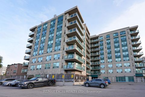 Photo 1 at 711 - 920 Sheppard Avenue W, Bathurst Manor, Toronto