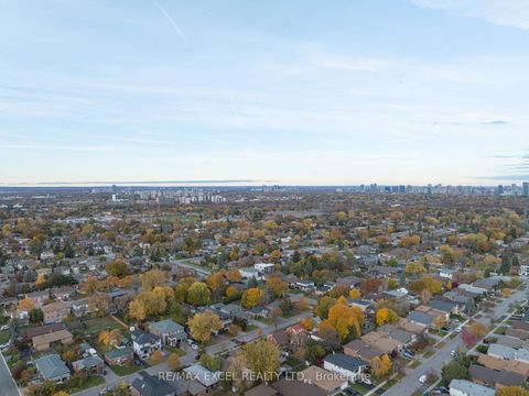 Photo 39 at 711 - 920 Sheppard Avenue W, Bathurst Manor, Toronto