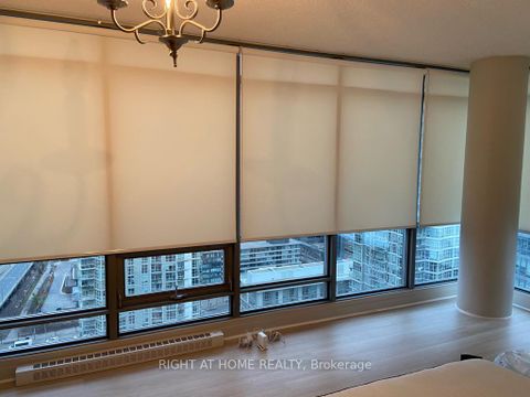 Photo 3 at 3007 - 5 Mariner Terrace, Waterfront Communities C1, Toronto