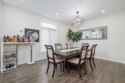 Photo 5 at 6 Raintree Crescent, Oak Ridges, Richmond Hill