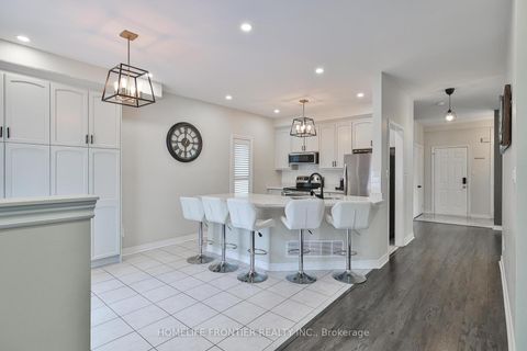 Photo 15 at 6 Raintree Crescent, Oak Ridges, Richmond Hill