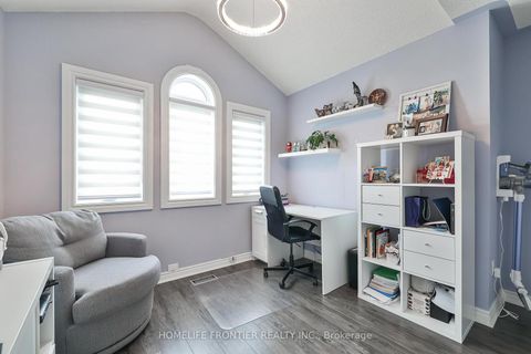 Photo 30 at 6 Raintree Crescent, Oak Ridges, Richmond Hill