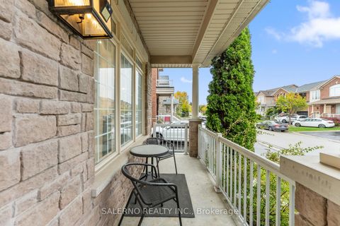 Photo 4 at 16 Dylan Street, Vellore Village, Vaughan