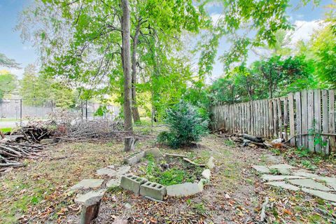 Photo 18 at 358 Spring Garden Avenue, Willowdale East, Toronto