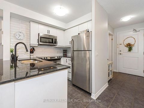 Photo 6 at 313 - 7730 Kipling Avenue, Vaughan Grove, Vaughan