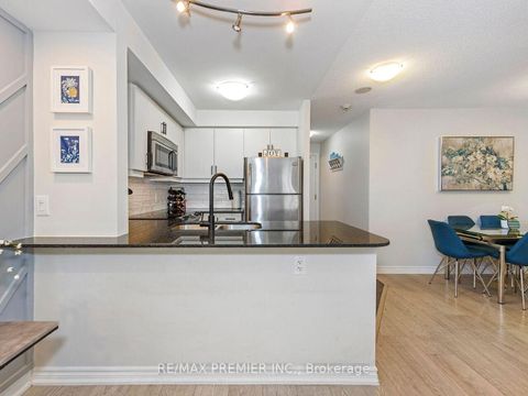 Photo 10 at 313 - 7730 Kipling Avenue, Vaughan Grove, Vaughan