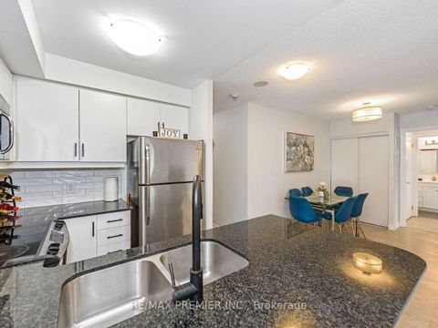 Photo 12 at 313 - 7730 Kipling Avenue, Vaughan Grove, Vaughan