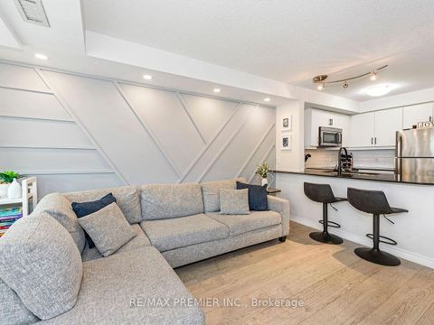 Photo 13 at 313 - 7730 Kipling Avenue, Vaughan Grove, Vaughan
