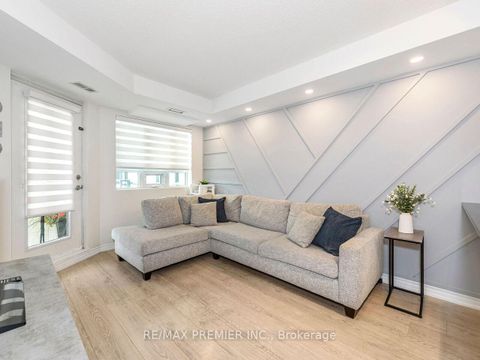Photo 14 at 313 - 7730 Kipling Avenue, Vaughan Grove, Vaughan