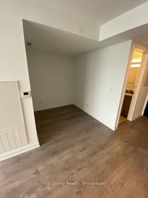 Photo 4 at 2903 - 501 Yonge Street, Yonge Corridor, Toronto