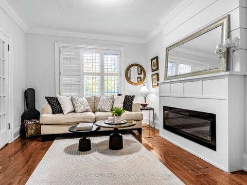 Photo 2 at 226 Broadway Avenue, Mount Pleasant East, Toronto