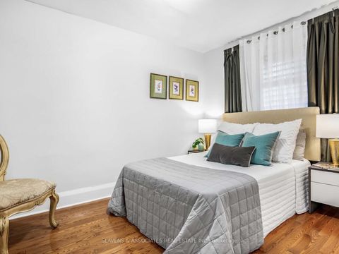 Photo 12 at 226 Broadway Avenue, Mount Pleasant East, Toronto