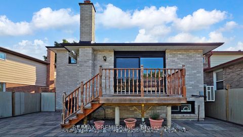 Photo 36 at 16 Magdalena Court, Jamestown, Toronto