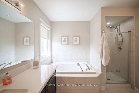 Photo 16 at 204 Ivy Jay Crescent, Bayview Northeast, Aurora