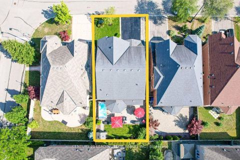 Photo 45 at 204 Ivy Jay Crescent, Bayview Northeast, Aurora