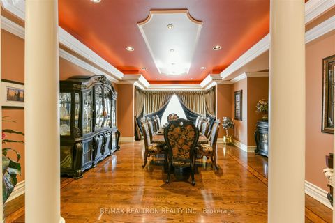 Photo 14 at 65 Offord Crescent, Bayview Southeast, Aurora