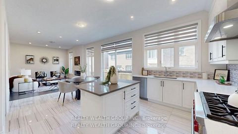 Photo 9 at 2421 Irene Crescent, GA Glen Abbey, Oakville