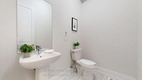 Photo 14 at 2421 Irene Crescent, GA Glen Abbey, Oakville