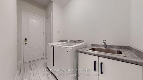 Photo 16 at 2421 Irene Crescent, GA Glen Abbey, Oakville