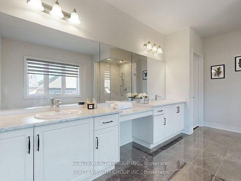 Photo 22 at 2421 Irene Crescent, GA Glen Abbey, Oakville