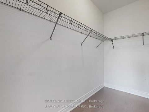 Photo 27 at 2421 Irene Crescent, GA Glen Abbey, Oakville