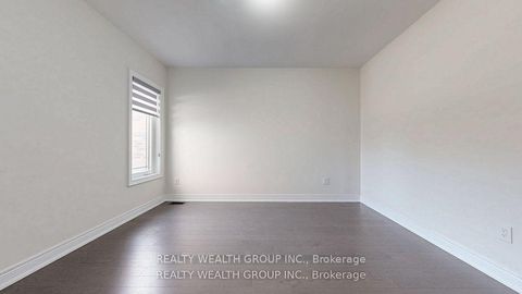 Photo 30 at 2421 Irene Crescent, GA Glen Abbey, Oakville