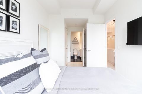 Photo 5 at 605 - 1990 Bloor Street W, High Park North, Toronto