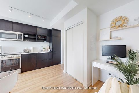 Photo 9 at 1901 - 135 East Liberty Street, Niagara, Toronto