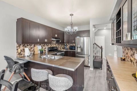 Photo 15 at 85 Laurier Avenue, Oak Ridges, Richmond Hill